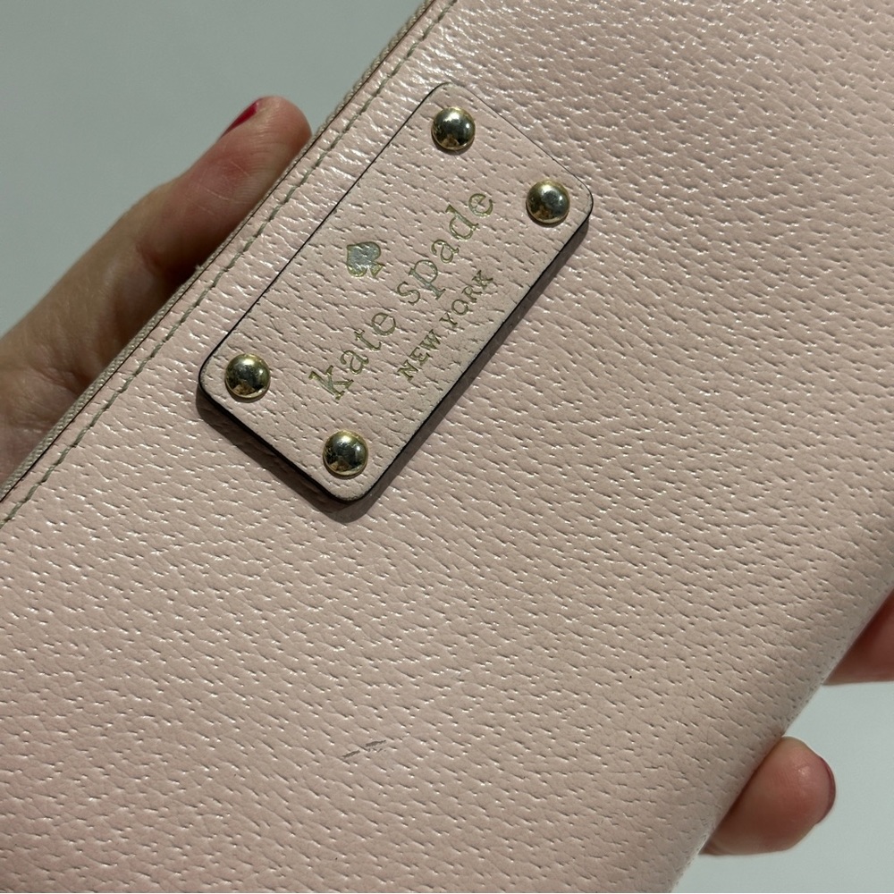 Authentic Kate Spade Wallet - Picture 4 of 8